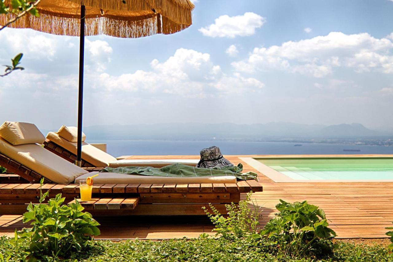 Euphoria Suites Avia Luaran gambar